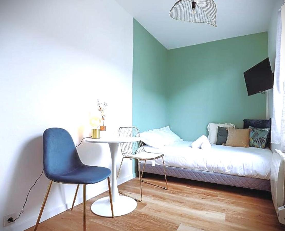 Elegant - Studio Proche Cathedrale Et Au Calme Apartamento Le Mans Exterior foto